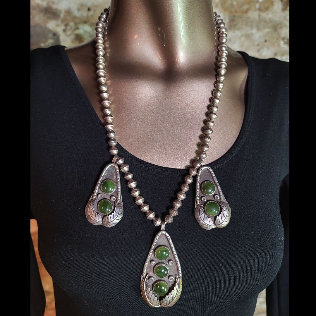 Jade / Sterling / Navajo Pearl Necklace - NMH27