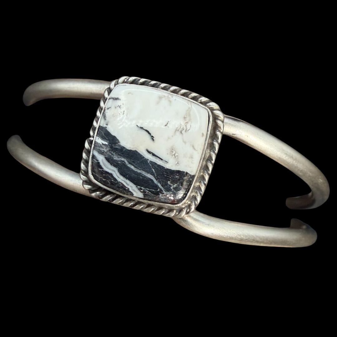 1 Stone White Buffalo Cuff - CAZ92