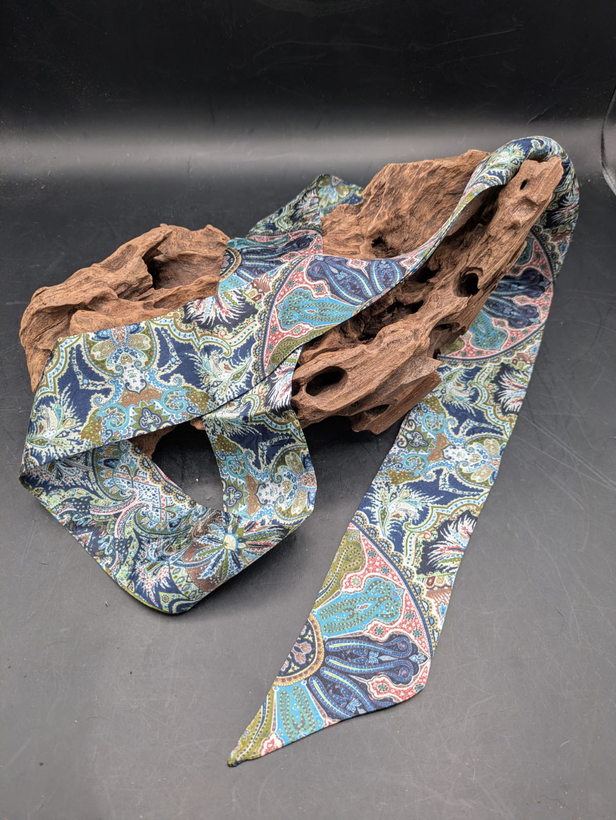 Skinny Scarf Sage/White Paisley - SCWT-TPSW