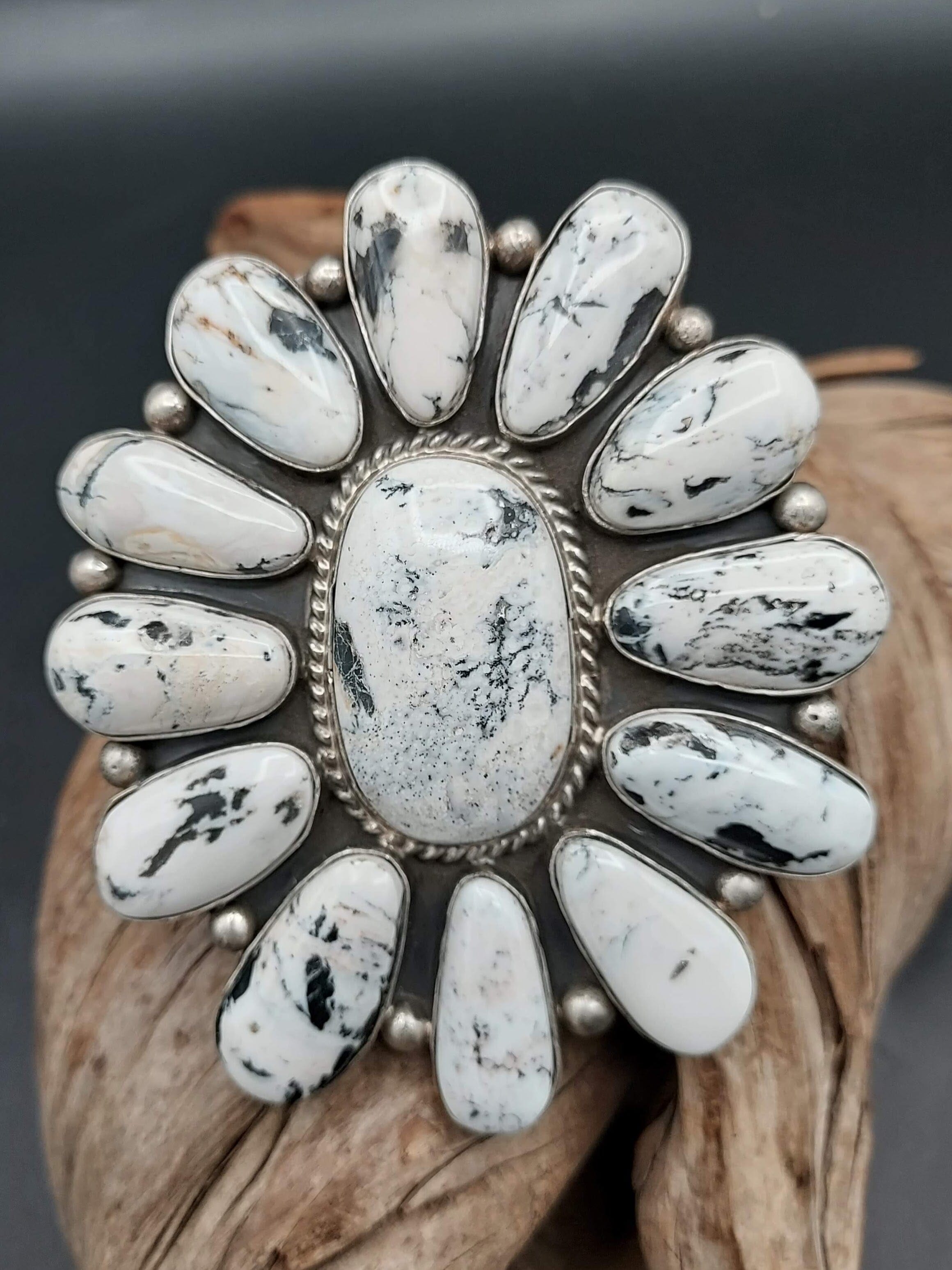 13-Stone White Buffalo Cluster Ring – Size 9 - R276 – STONE