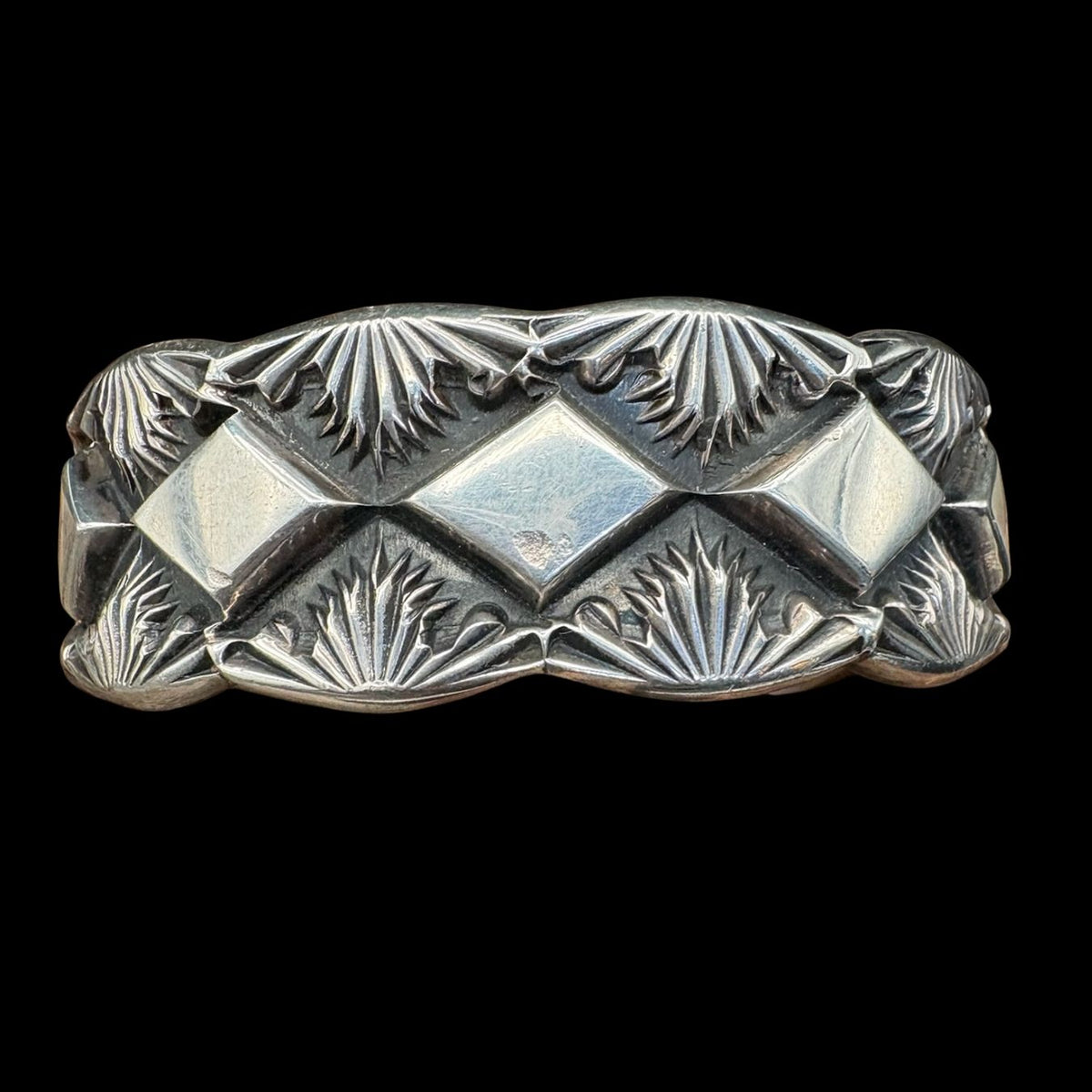 Mark Antia Thick heavy Sterling Cuff. - CMH322