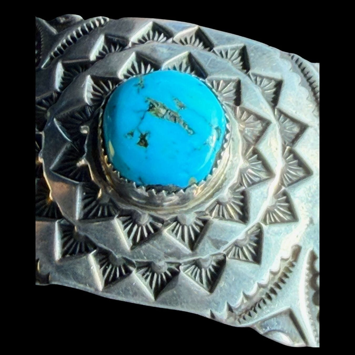 3 Stone Kingman Turquoise Cuff - CMH284