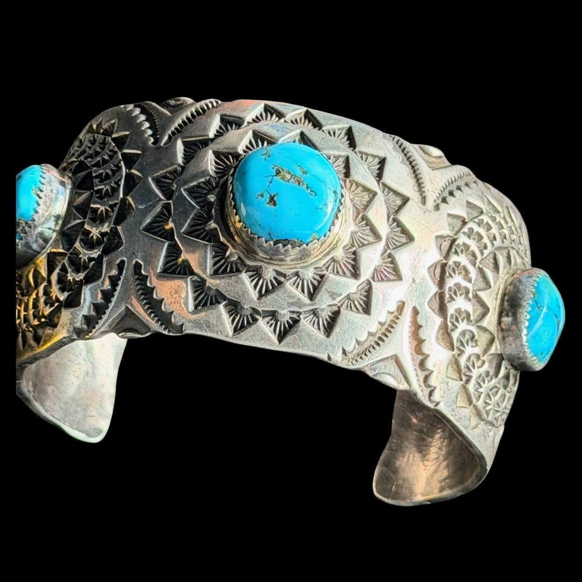 3 Stone Kingman Turquoise Cuff - CMH284
