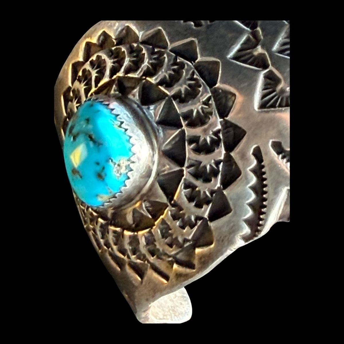 3 Stone Kingman Turquoise Cuff - CMH284