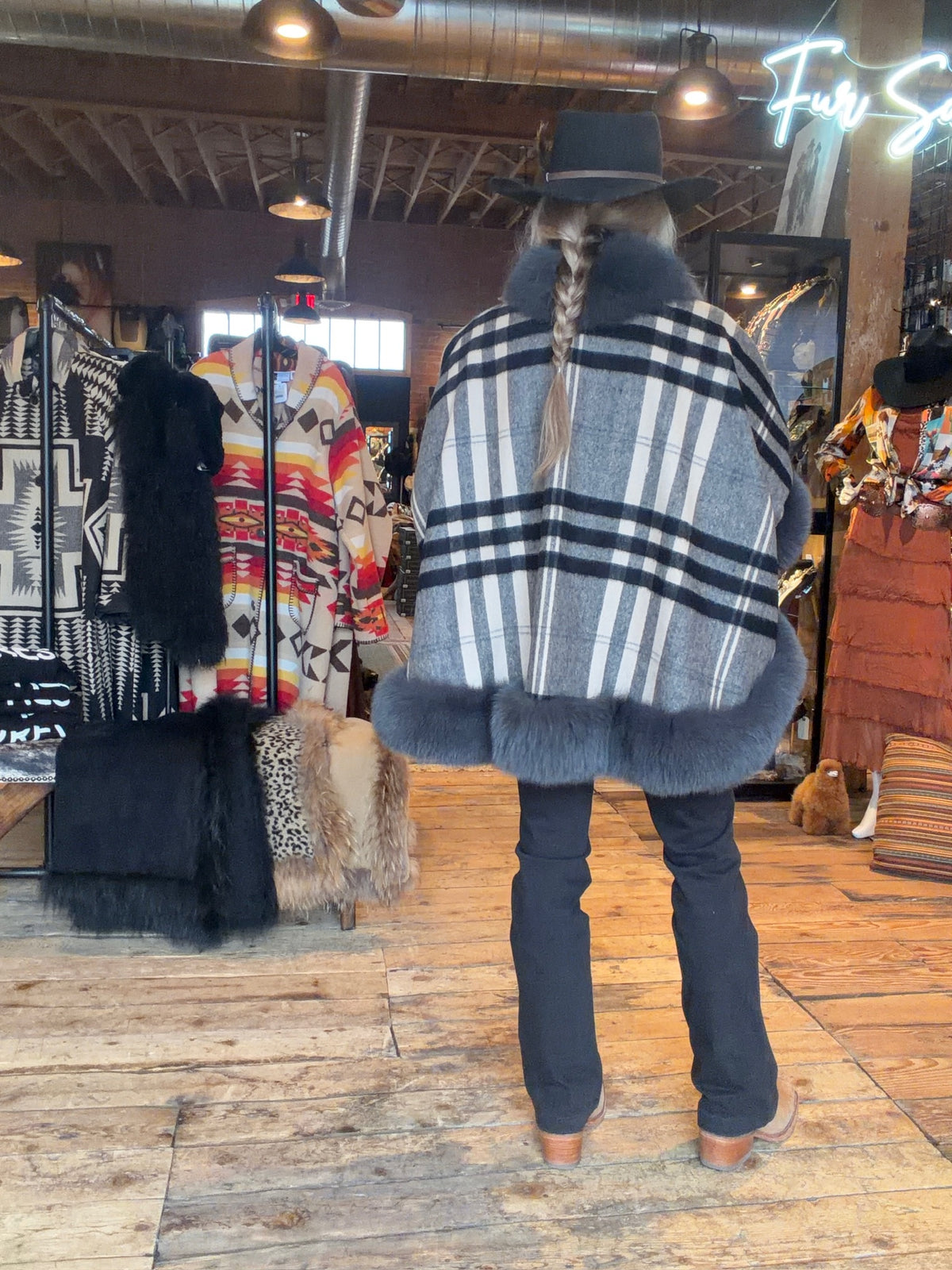 Cashmere/Fox Grey Plaid Cape - MCK8