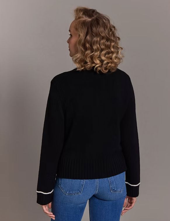 Apres Black Mock Sweater - LM2136B