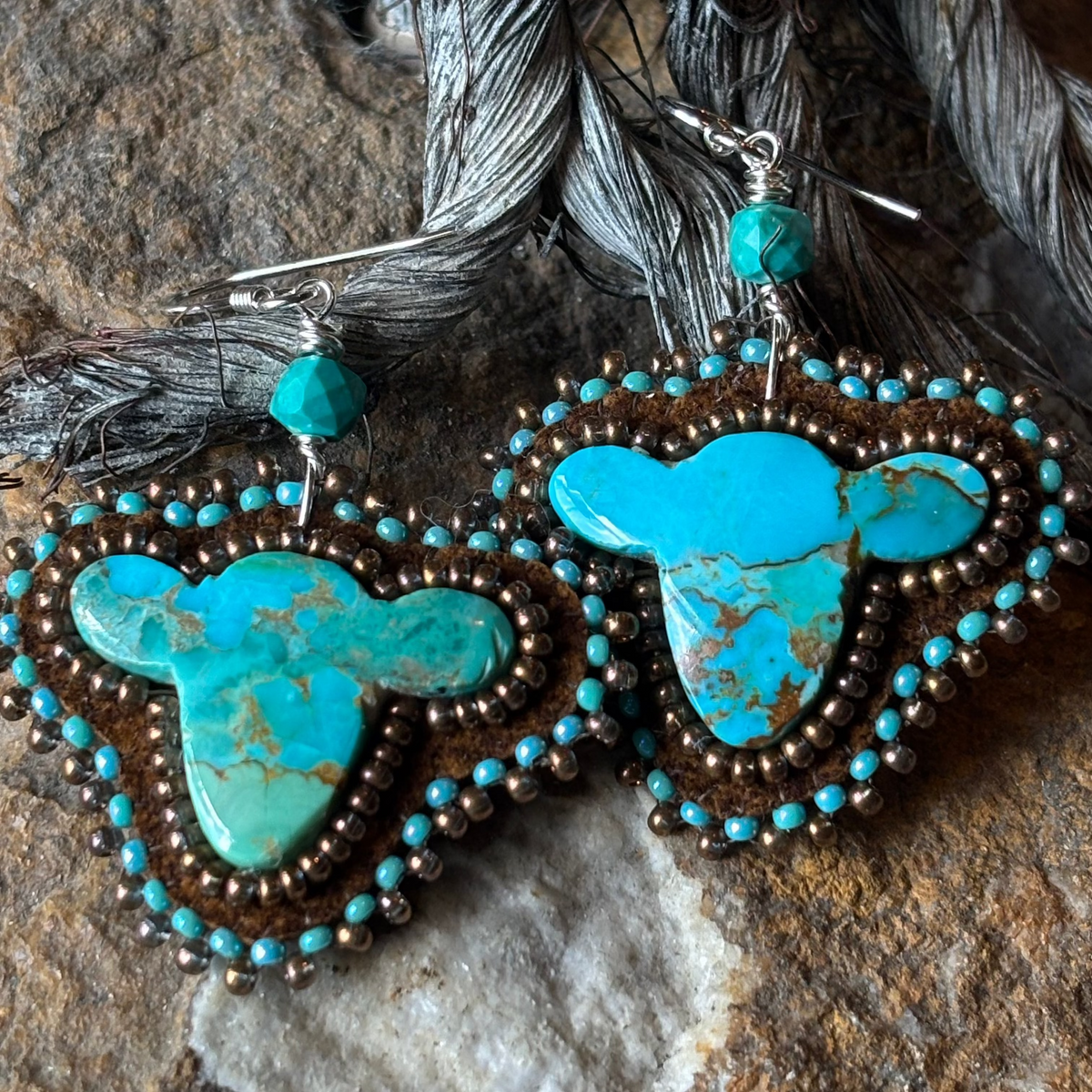 Beaded Turquoise Cow Earring - ESZ316