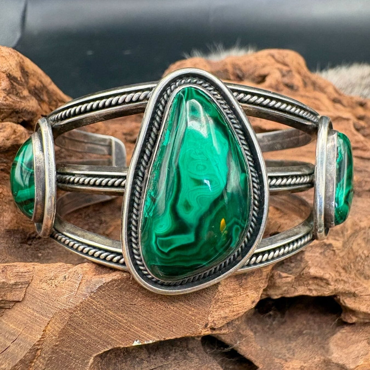 Bisbee Malacite 3 Stone Sterling Cuff - CMH301