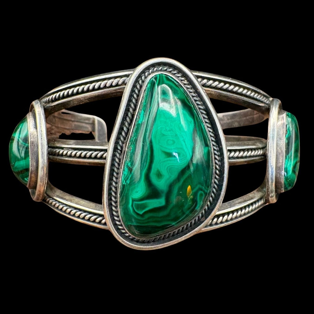 Bisbee Malacite 3 Stone Sterling Cuff - CMH301