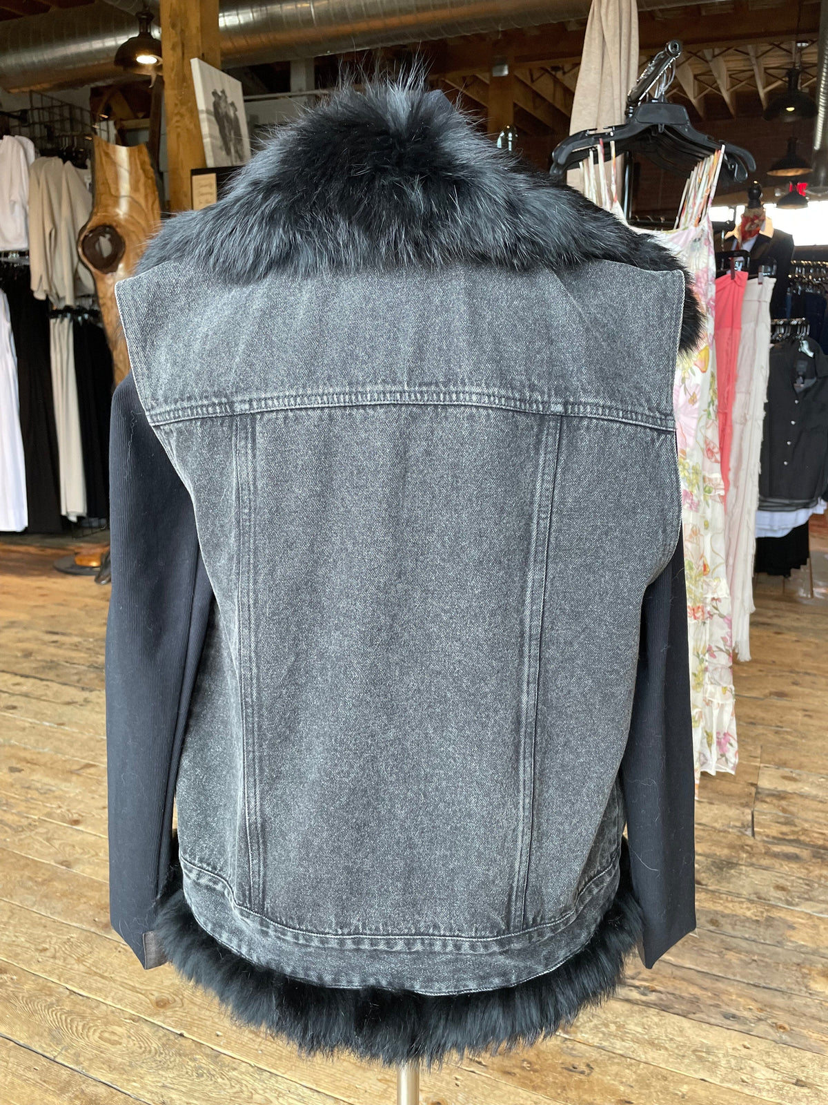 Black Denim Vest/Fox Trim - FX213
