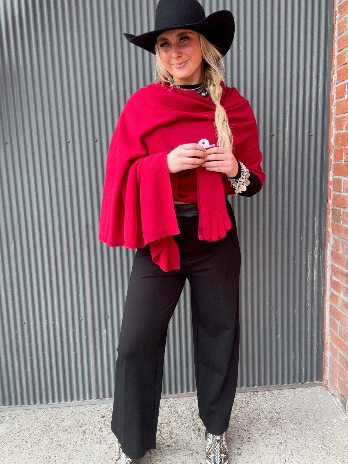 Black High Waist/Wide Leg Trouser - LY3399