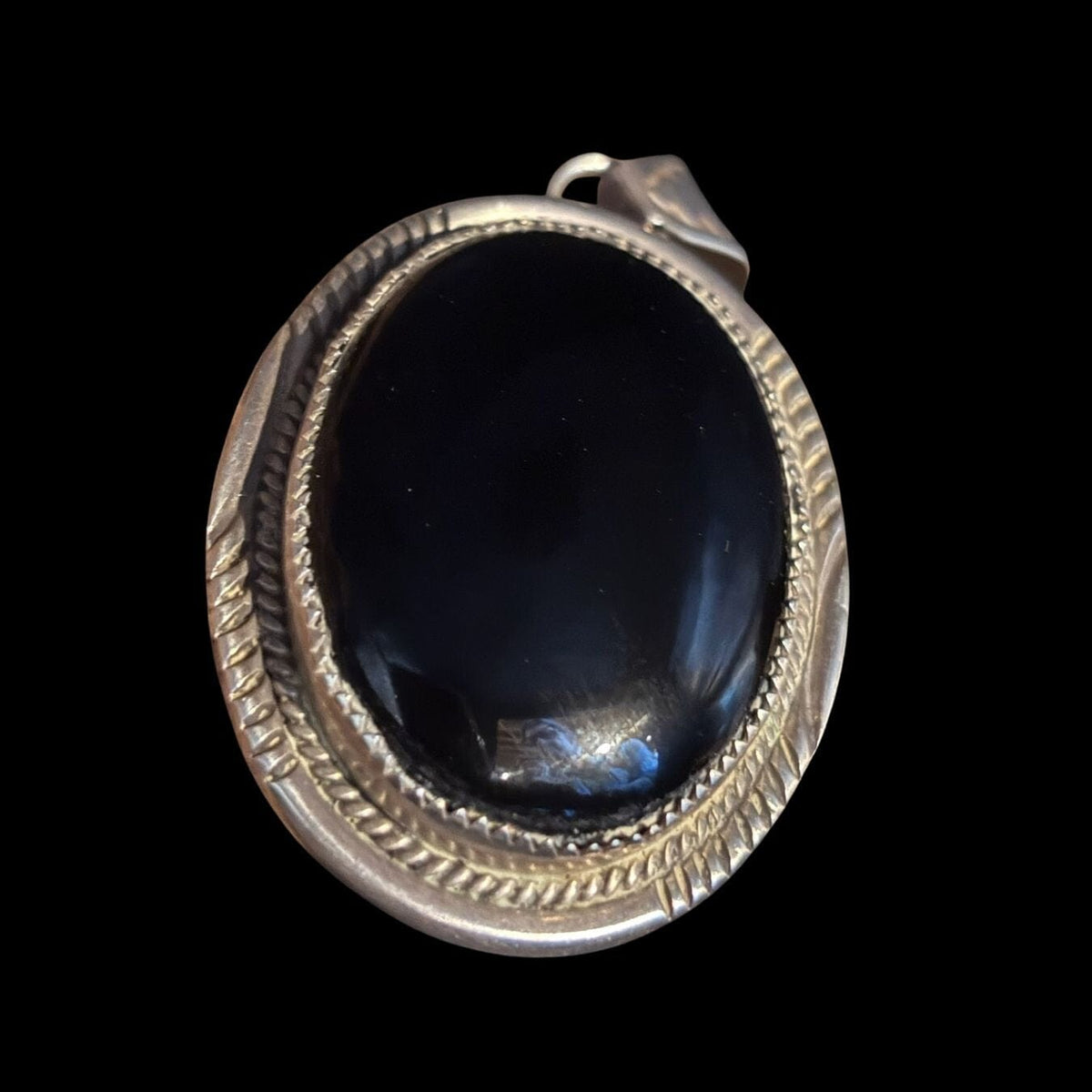 Black Onyx Oval Pendent - PMH57