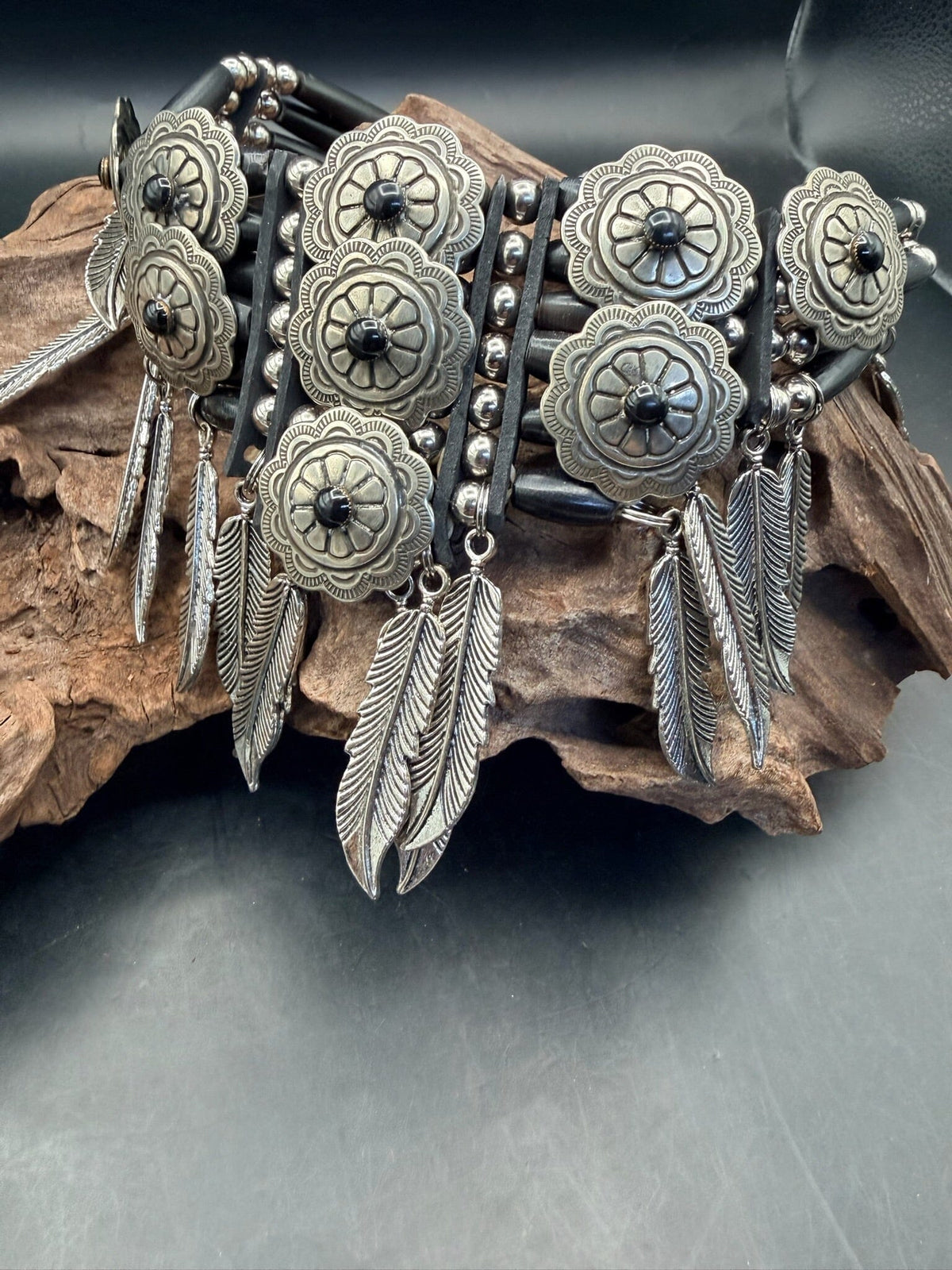 Black Onyx/Concho Flyte Choker - NCM2NFRB