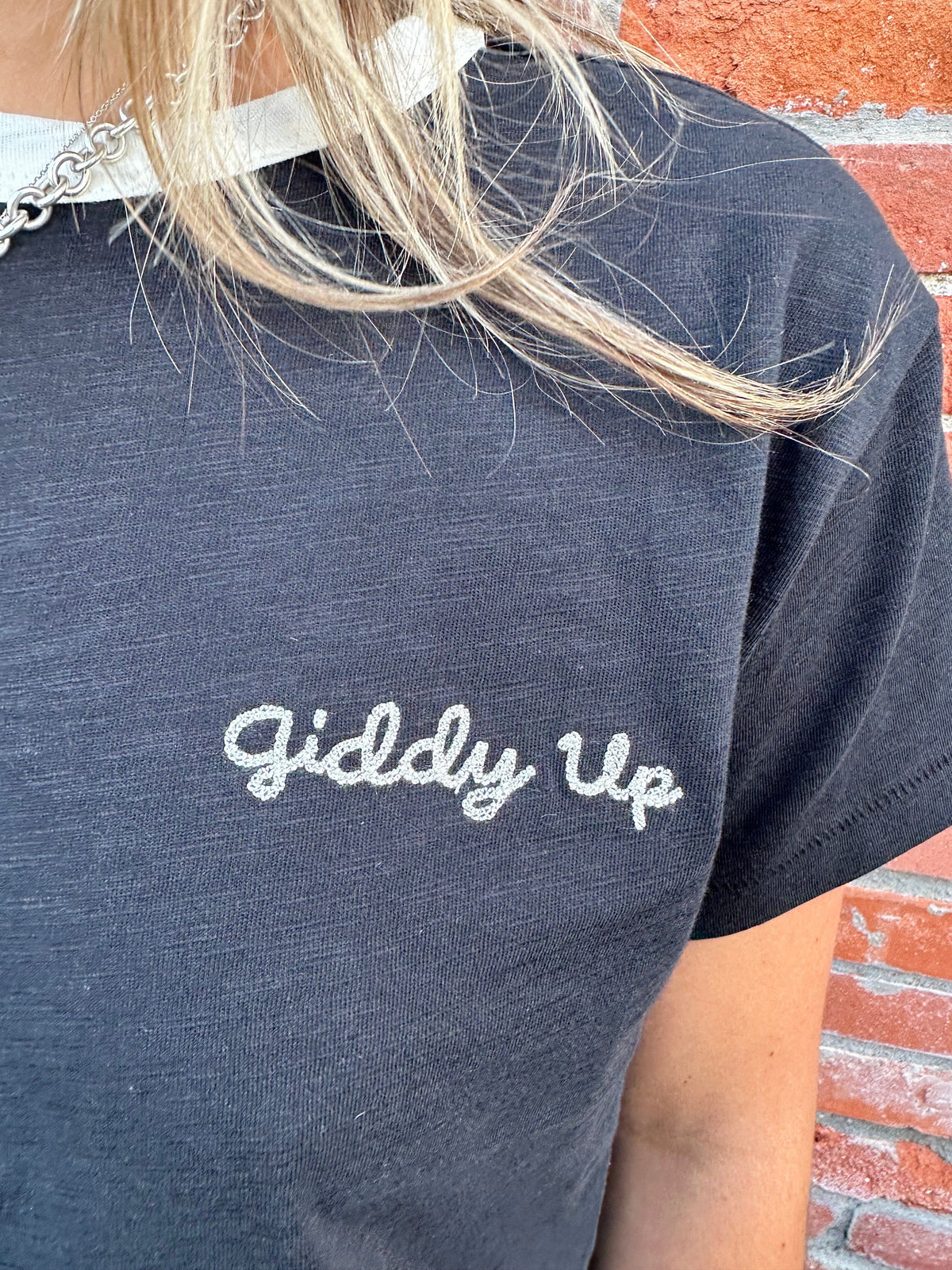 Black Ringer Tee "Giddy Up" - 40198B