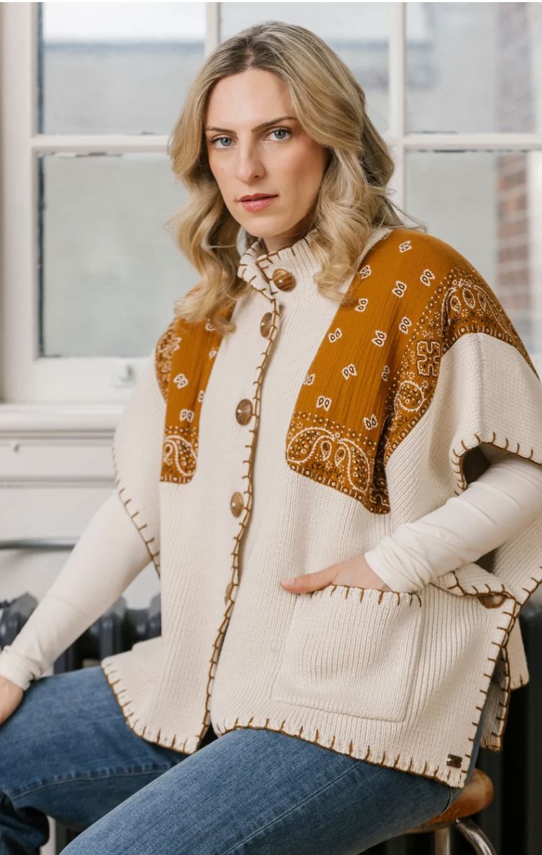 Camel Bandana/Cream Poncho - 5913CC