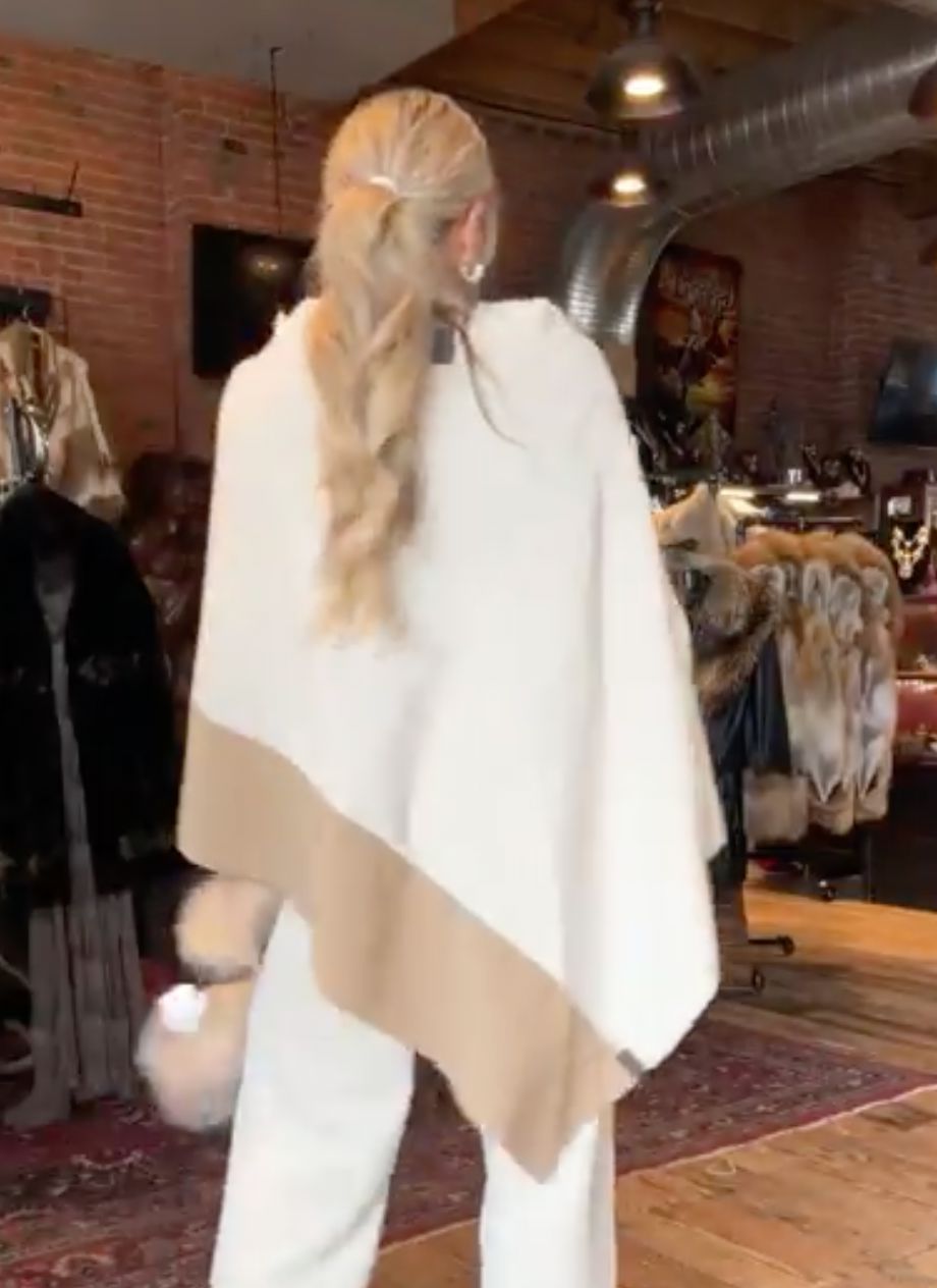 Camel/Kit 2-Tone Fleece Poncho - 4068KC