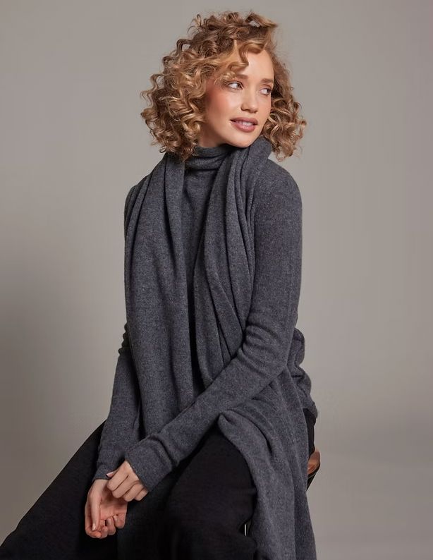 Cashmere Luxe Travel Wrap - LF7435