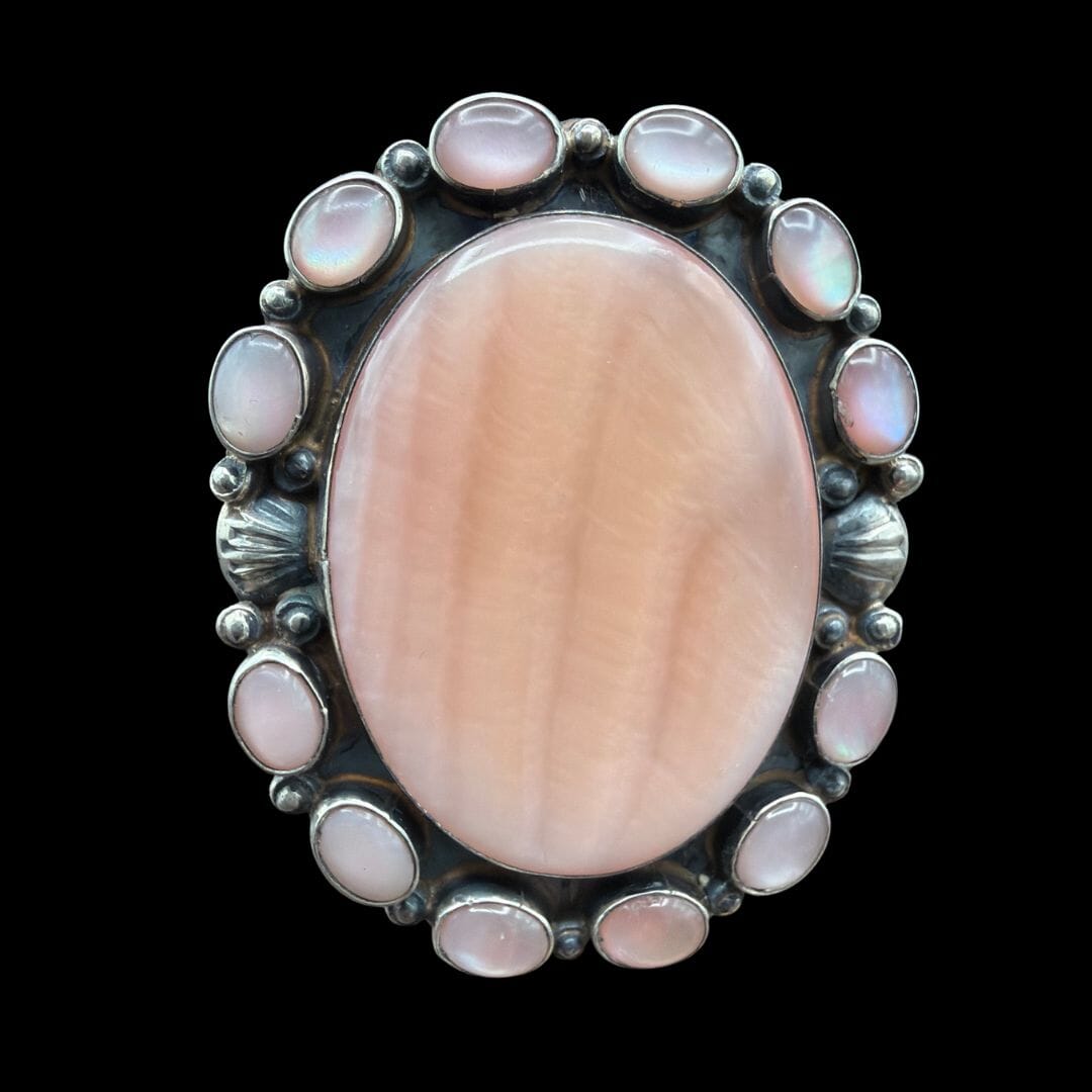 Circle Pink Conch Ring - RAZ48