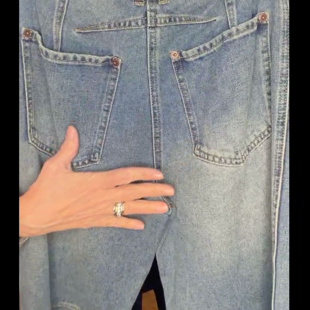 Distressed Barrel Jeans - 7237UD