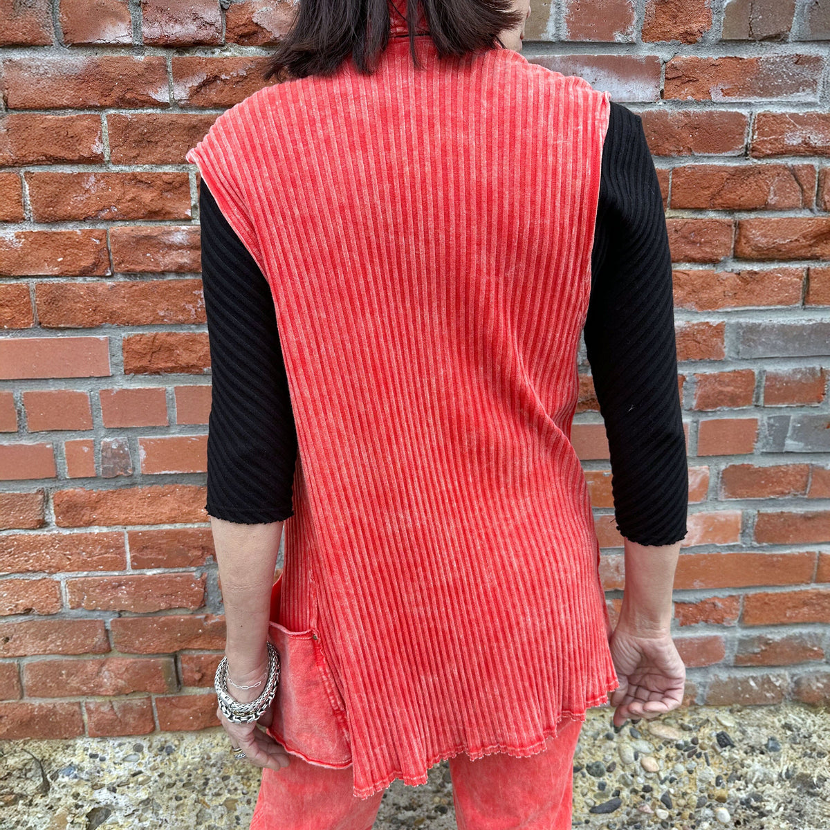 Endow Vest - Testimony - Poppy - V73P