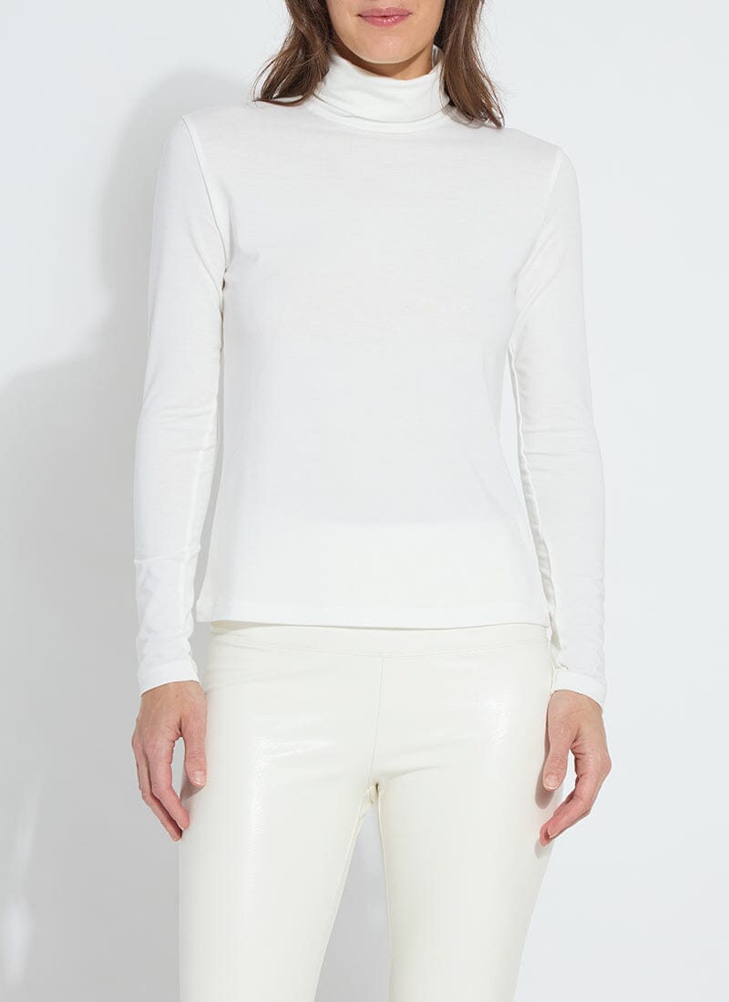 Essential Long Sleeve T-Neck - Off White - LY3482W