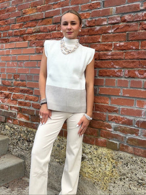 Gradient White Sleeveless Sweater - 4034GW