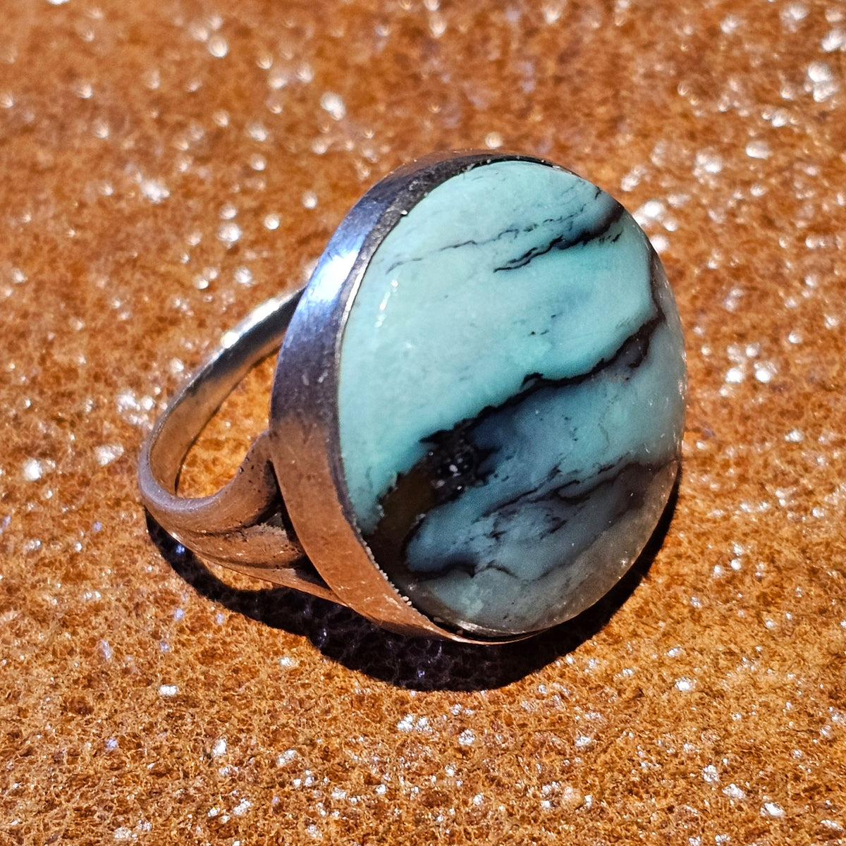 Green and Black Stone Ring - Size 6.5 to 7 - ROA4