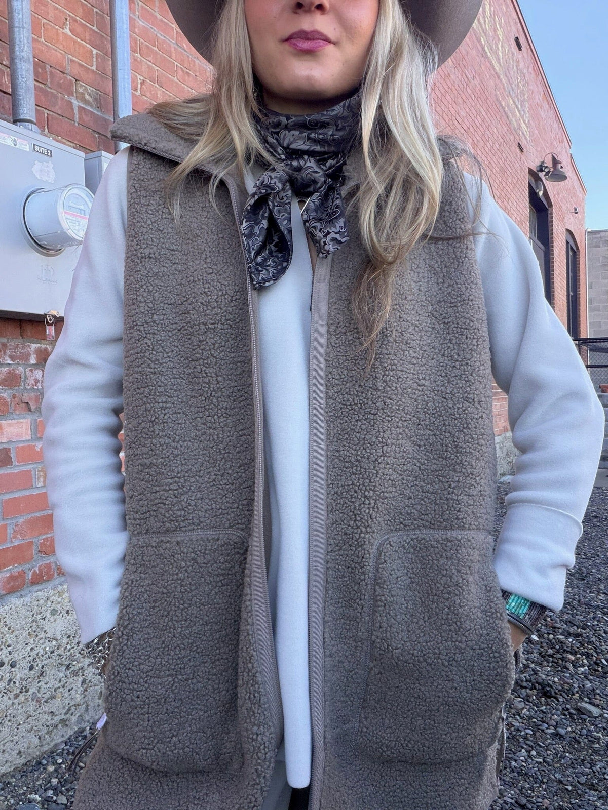 Greige Berber Zipper Vest - BPVGG