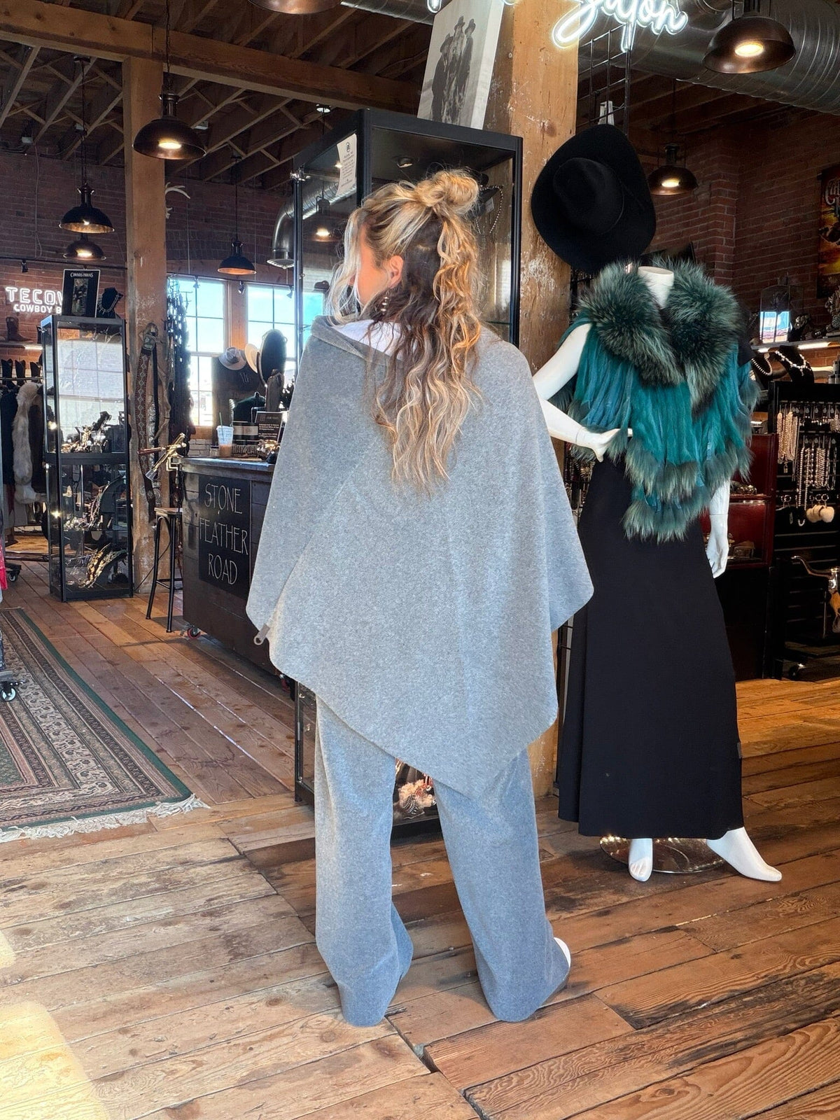 Grey Fleece Poncho - 4026GR