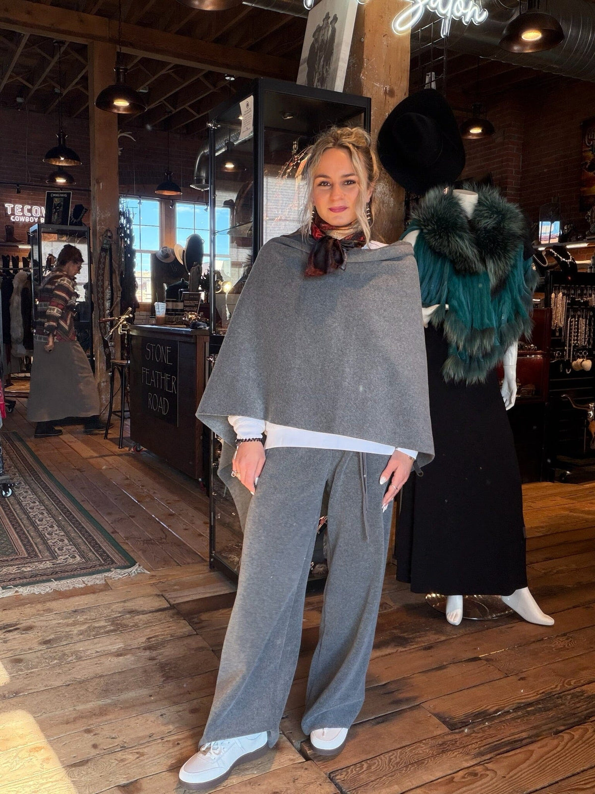 Grey Fleece Poncho - 4026GR