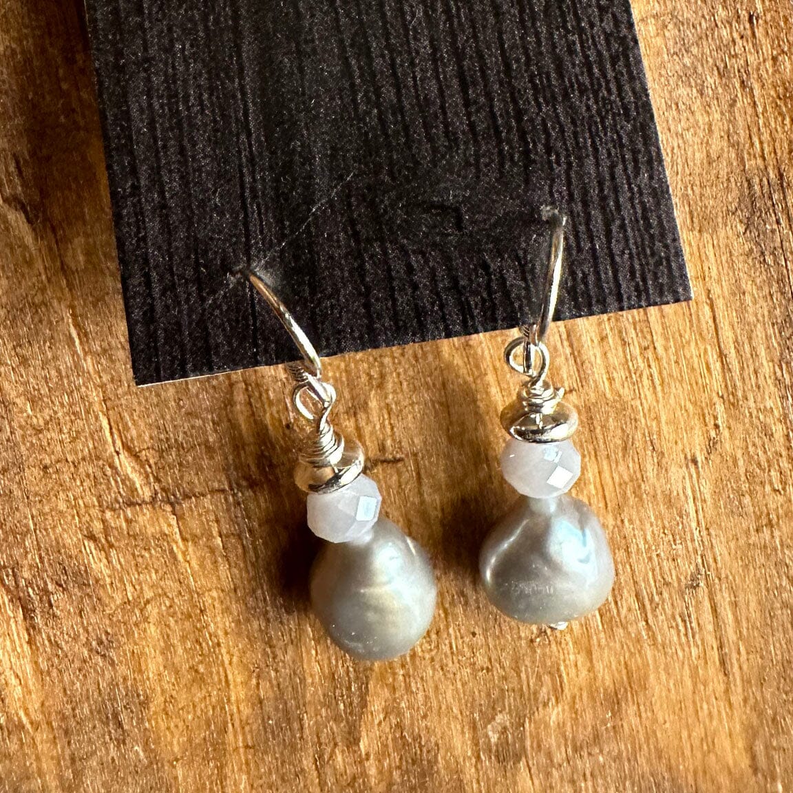Grey Pearl Earrings - ESZ248