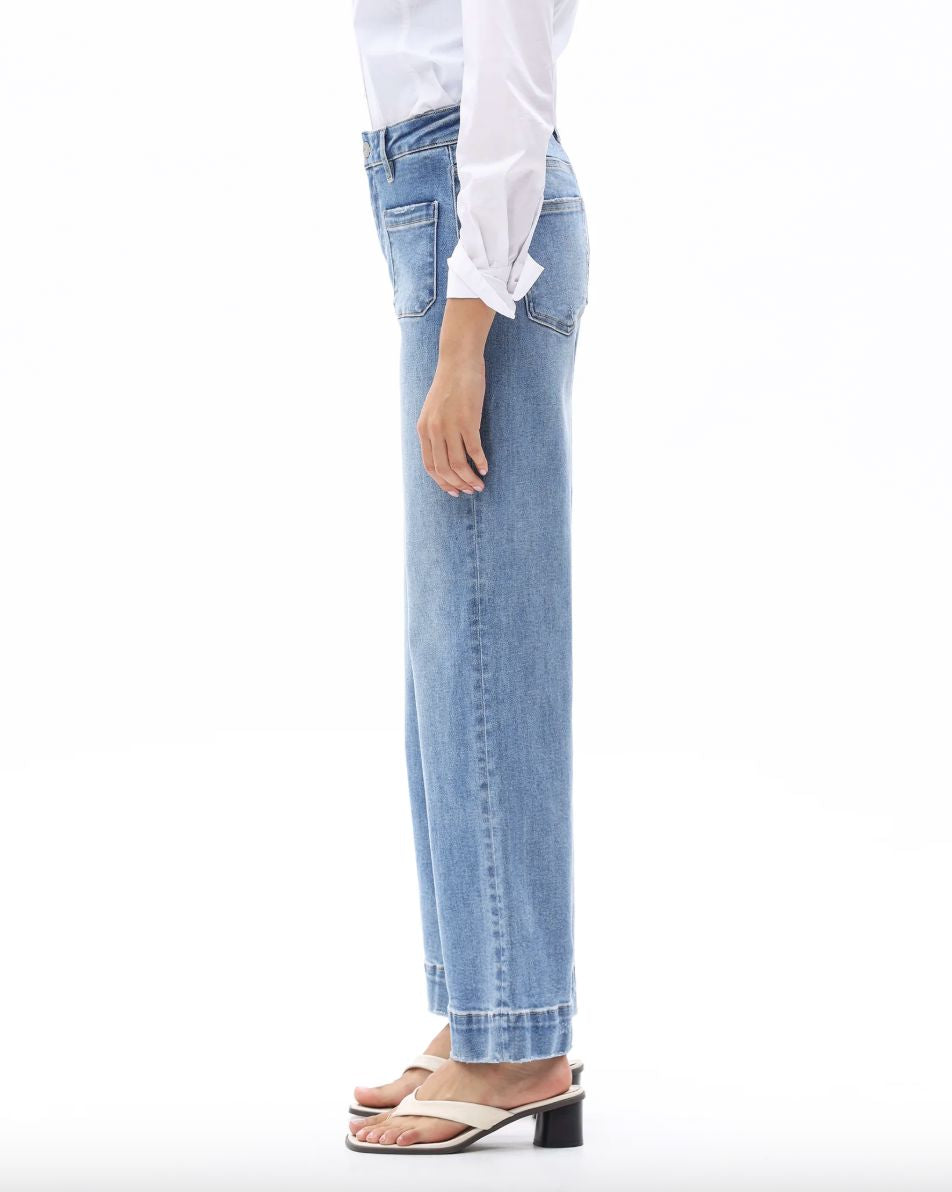 High Rise/Patch Pocket Jeans - BY8235
