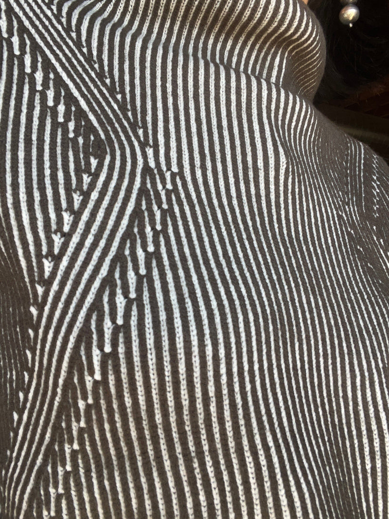 Hyacinth American Scalloped Sweater - Lysse - LY3732A