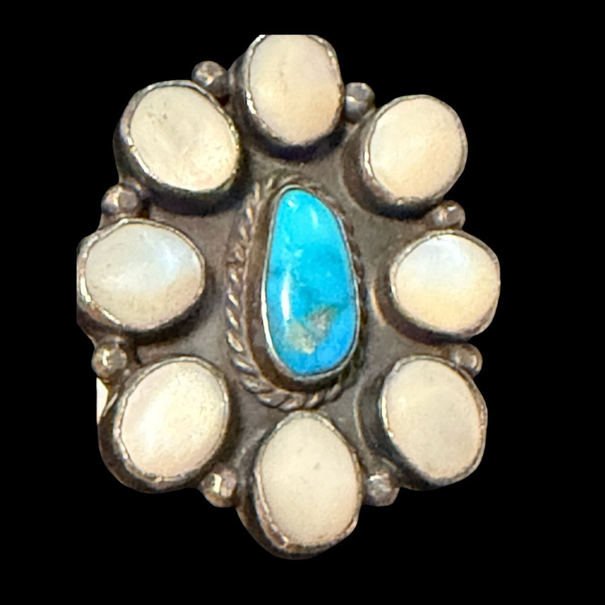 Kingman Turquoise / Mother Of Pearl Cluster Ring - Size 7.5 - RMH346
