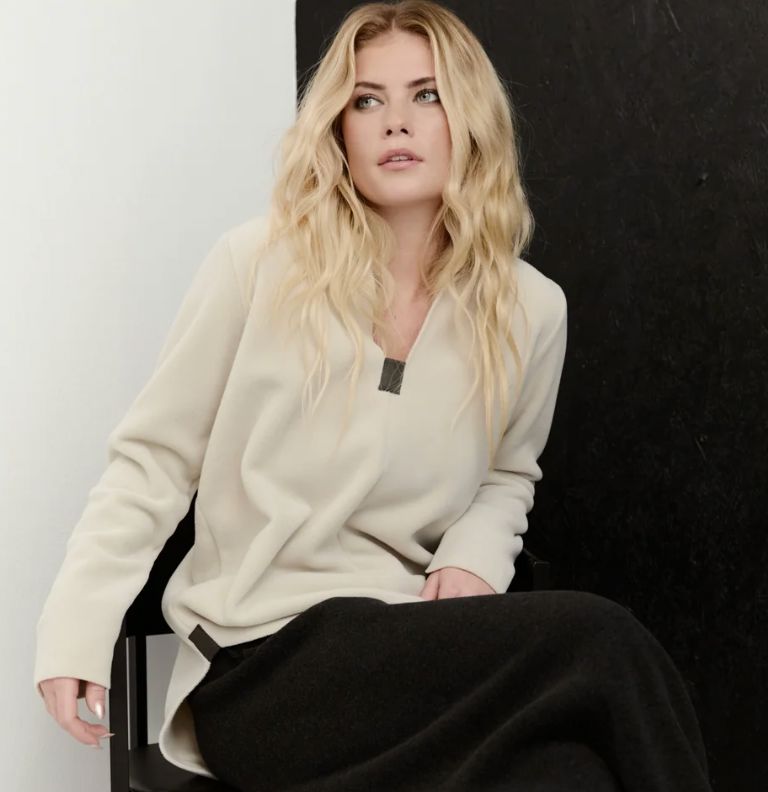 Kit Fleece V-Neck Top - 1414KT