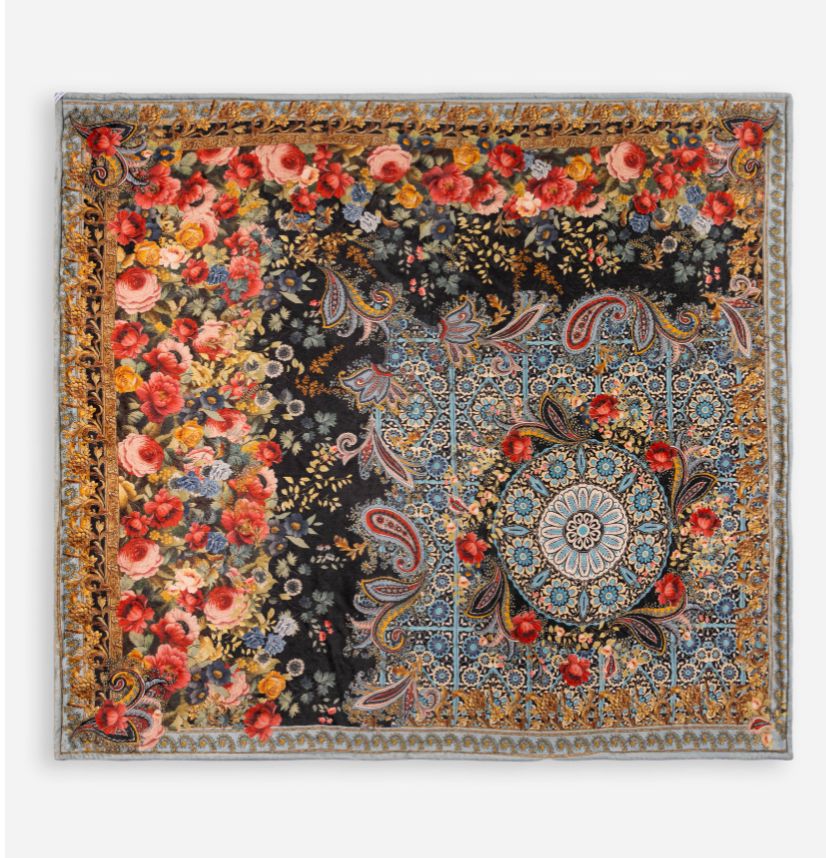 Leto Laurel Canyon Cozy Blanket - H18925