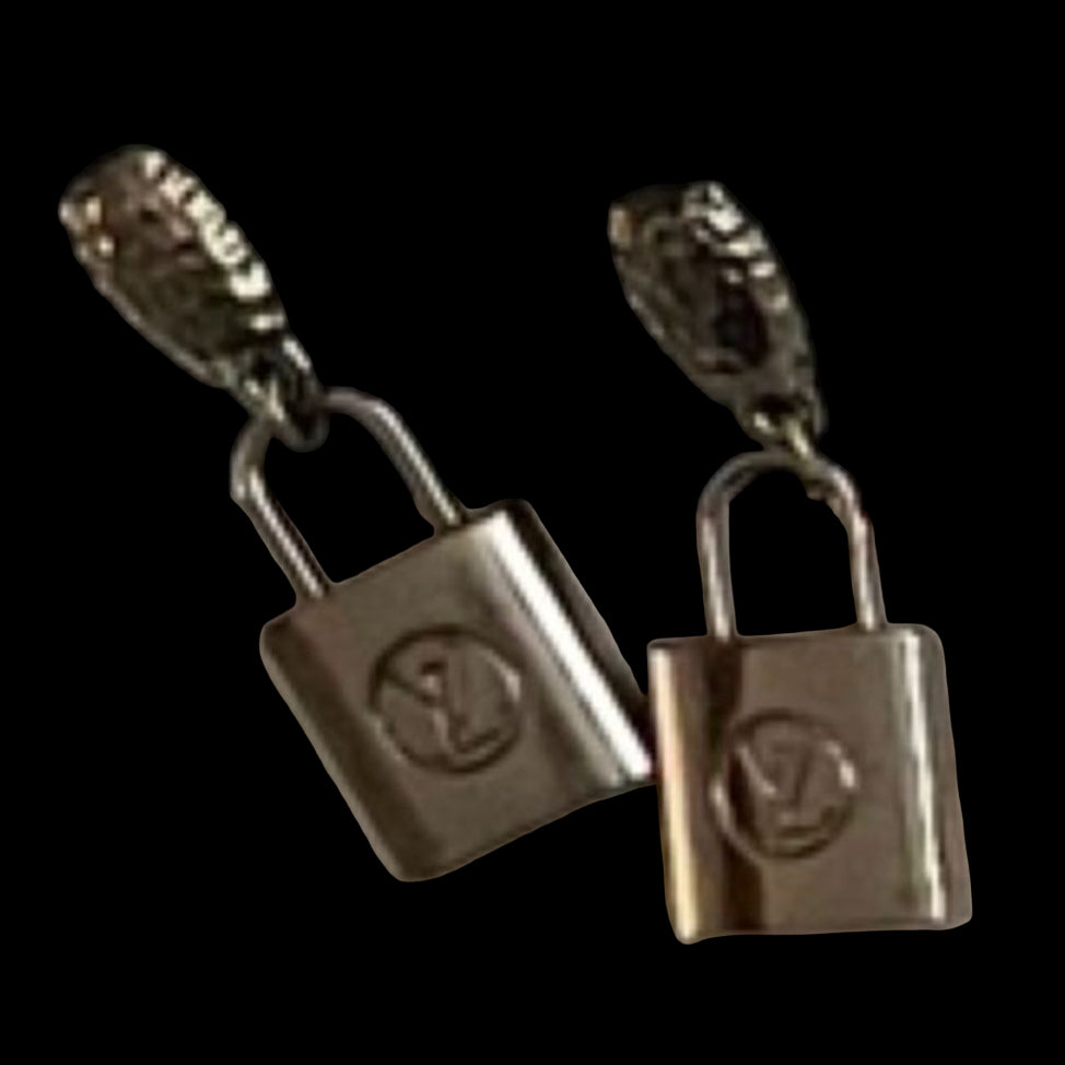 LV Padlock Earring - EV2-17