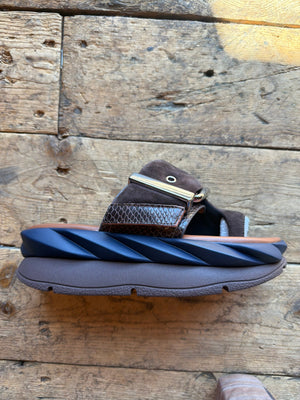Mellow Glow Brown Sandal - MGCHOC