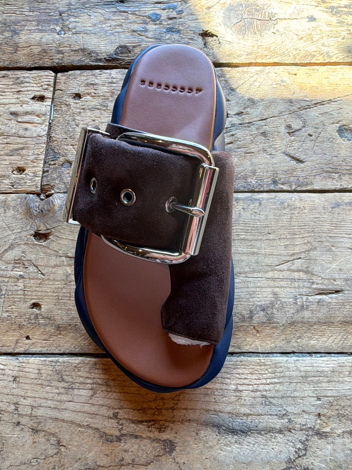 Mellow Glow Brown Sandal - MGCHOC