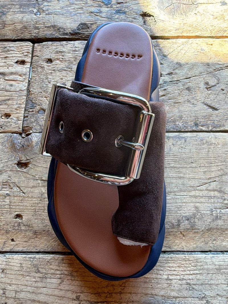 Mellow Glow Brown Sandal - MGCHOC