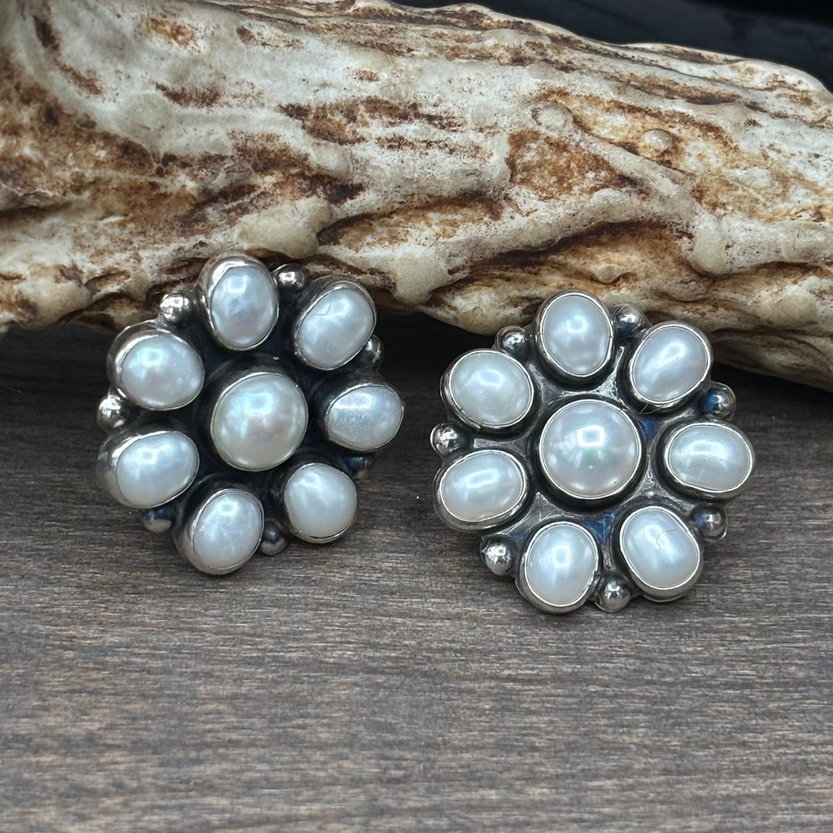 Mother Of Pearl Cluster Earring - ESW183