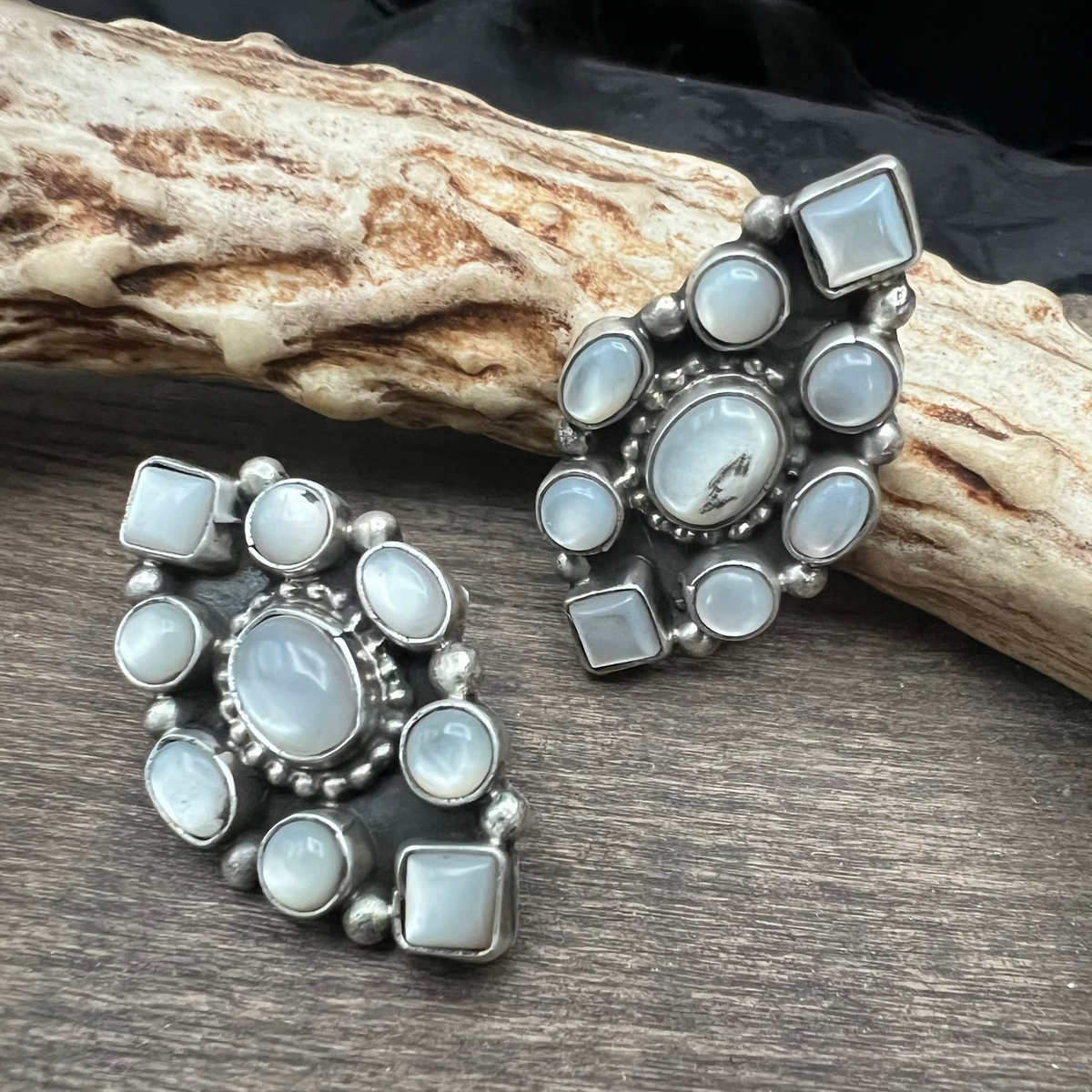 Mother Of Pearl Earring - ESL105