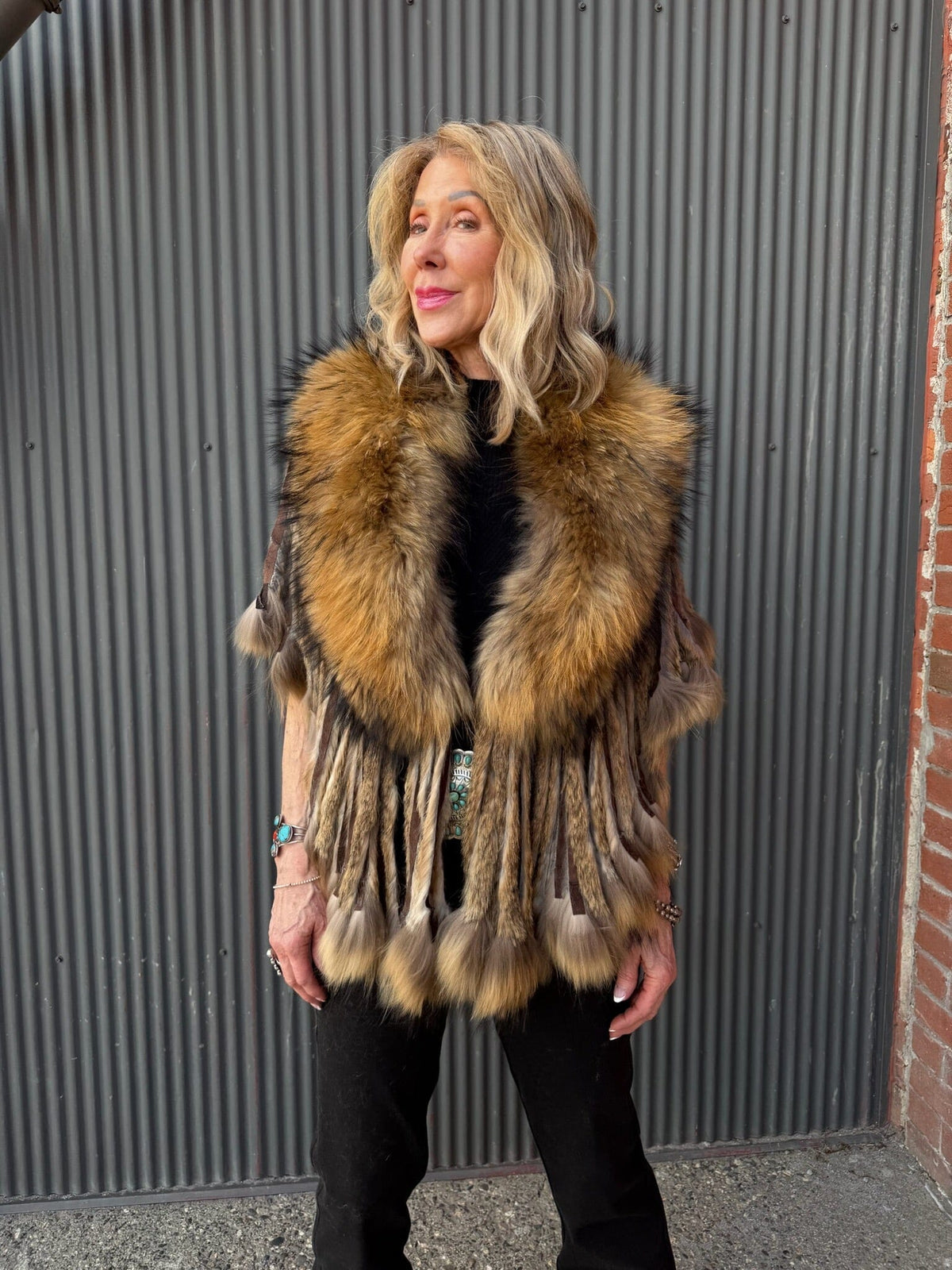Natural Raccoon Collar With Rabbit Fringe - MKCOLR-NT