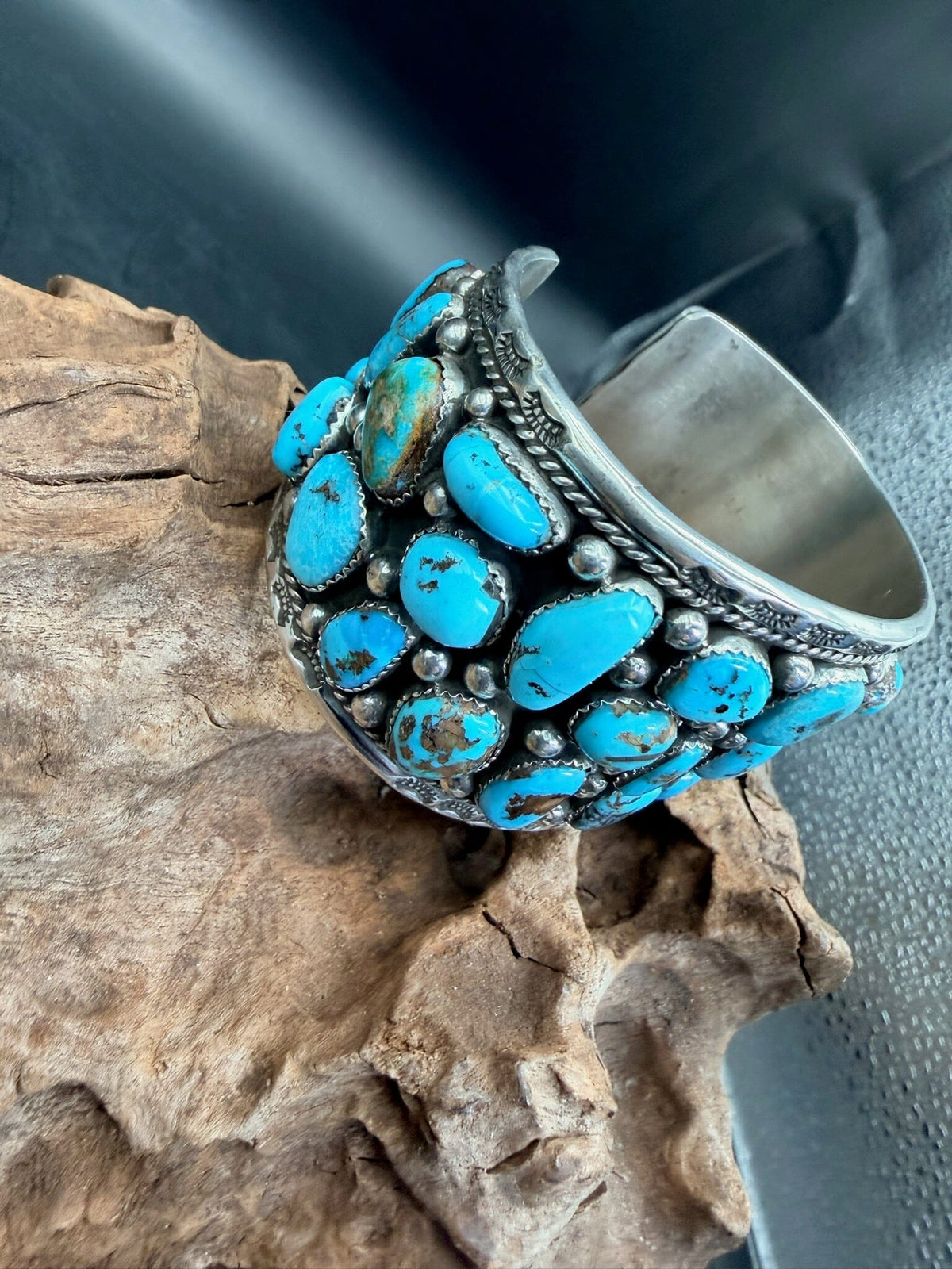 Navajo Kingman Turquoise Cluster/Sterling Silver Cuff - CPD27