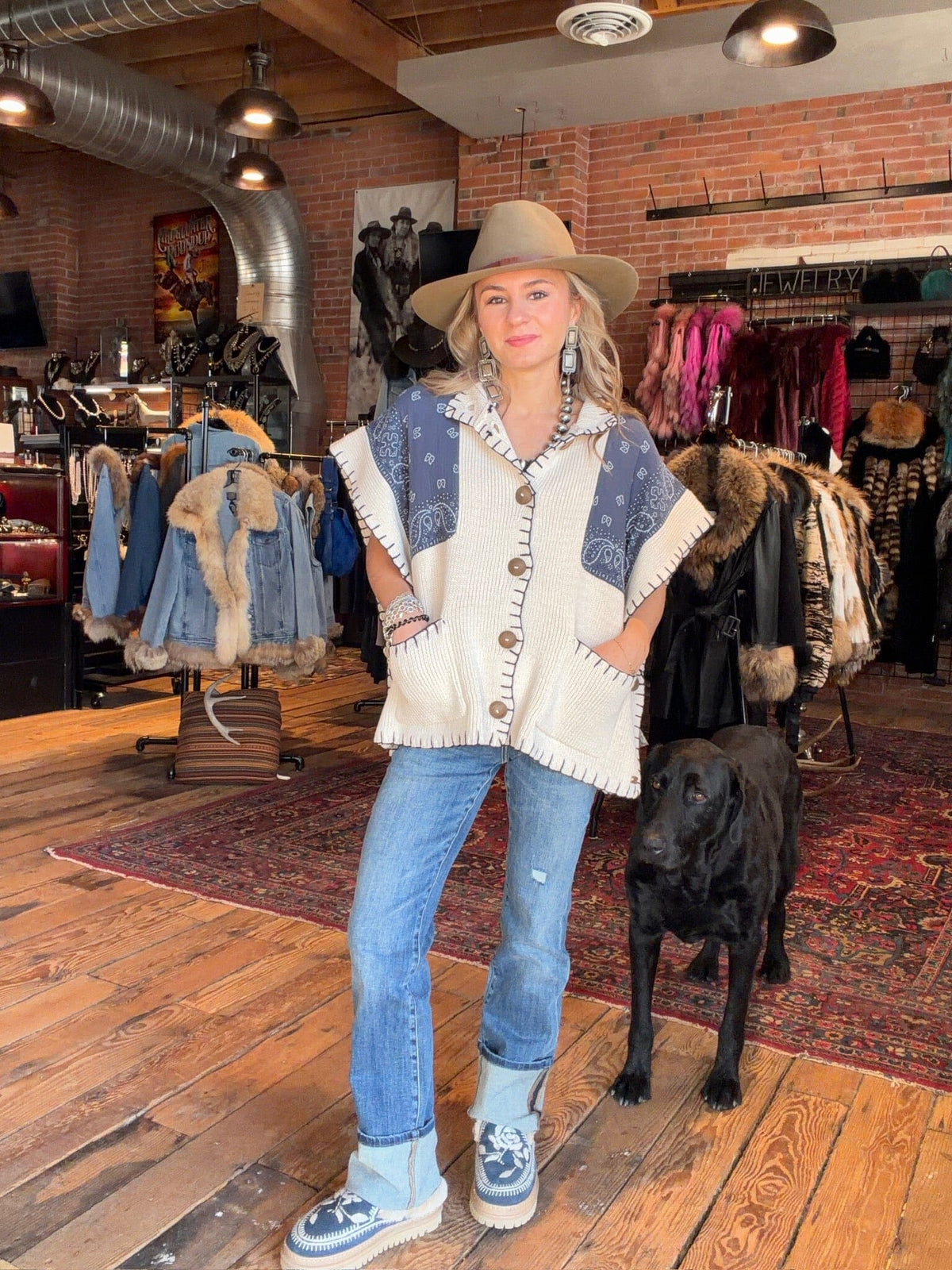 Navy Bandana/Cream Poncho - 5914NC