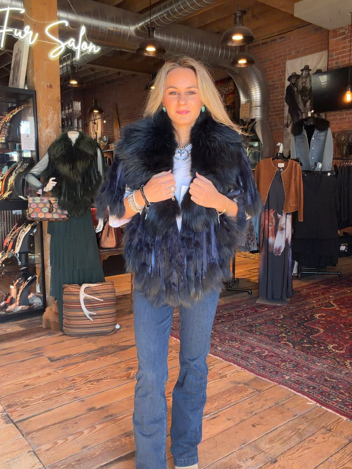 Navy Fur Collar - MKCOLR-NV