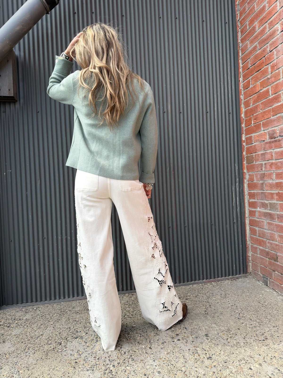 Off White/High Rise/Wide Leg Jeans - BY8253