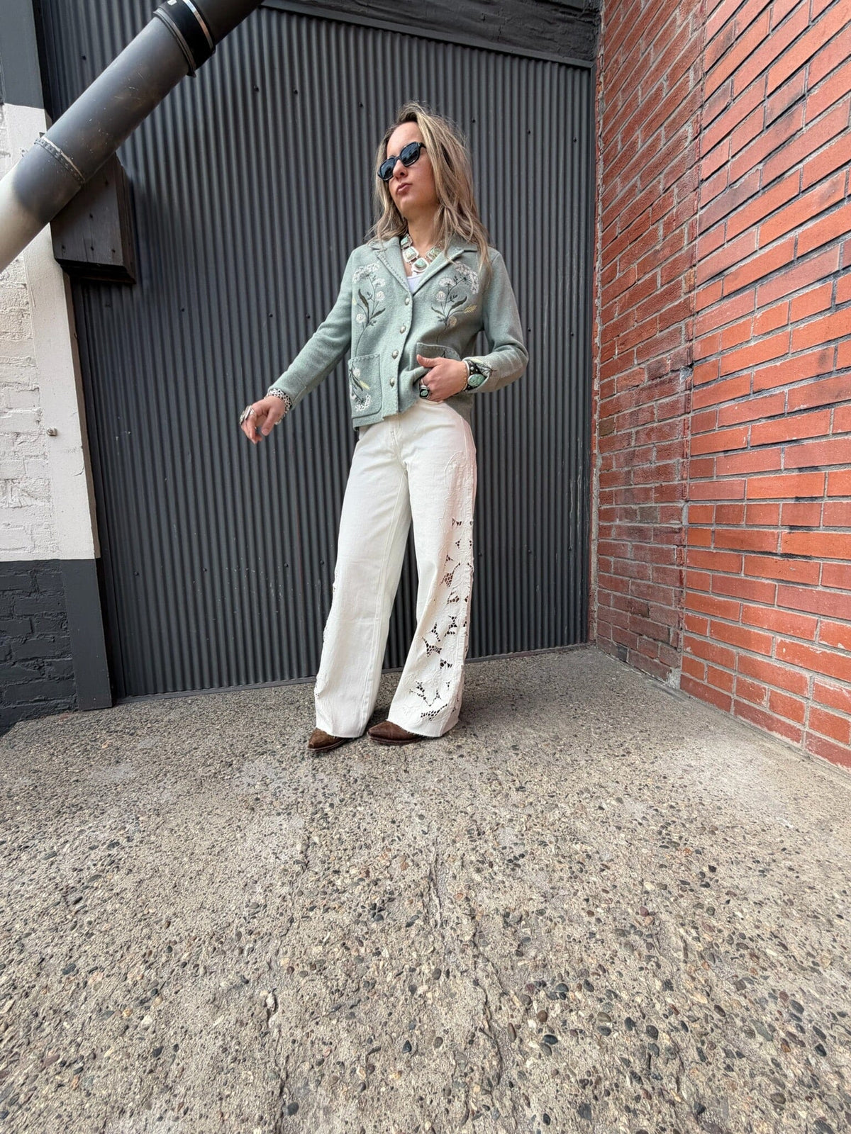 Off White/High Rise/Wide Leg Jeans - BY8253