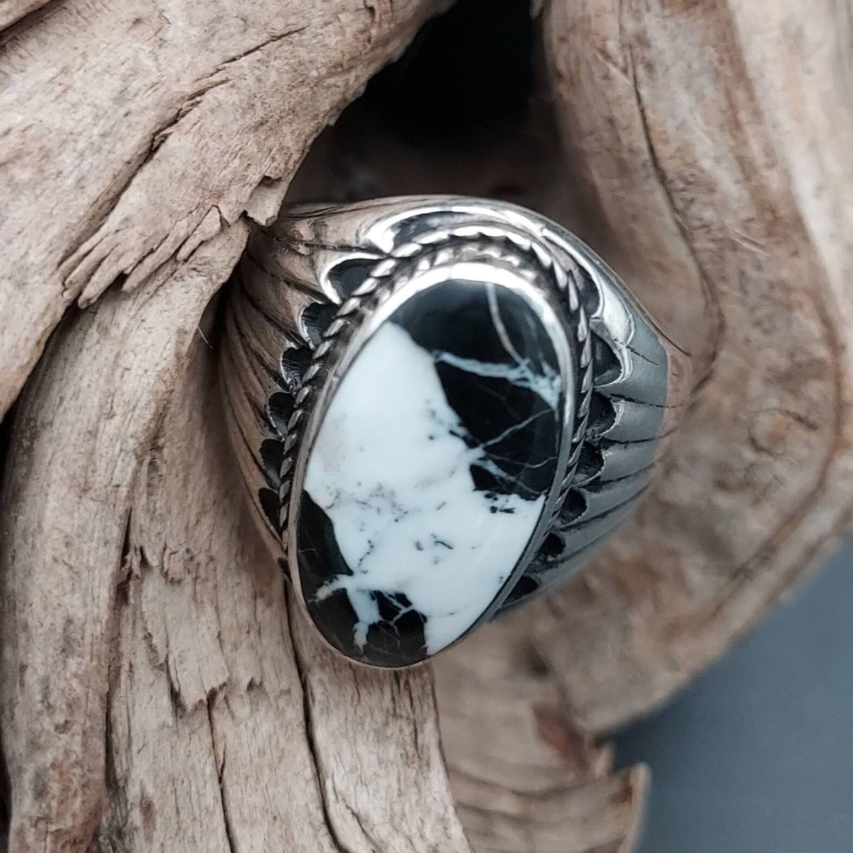 One Stone White Buffalo Ring (Size 10.5) - RCJW11
