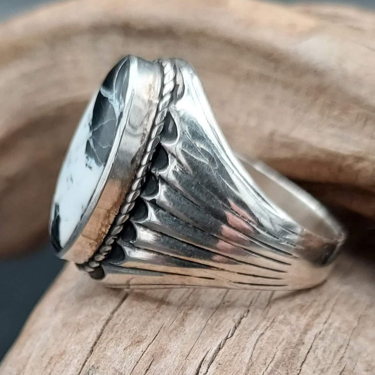 One Stone White Buffalo Ring (Size 10.5) - RCJW11